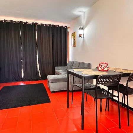 Red Da Oura شقة البوفيرا